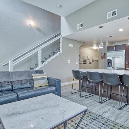 Modern Townhome Near Old Town, Breweries, & River! Fort Collins Exterior photo